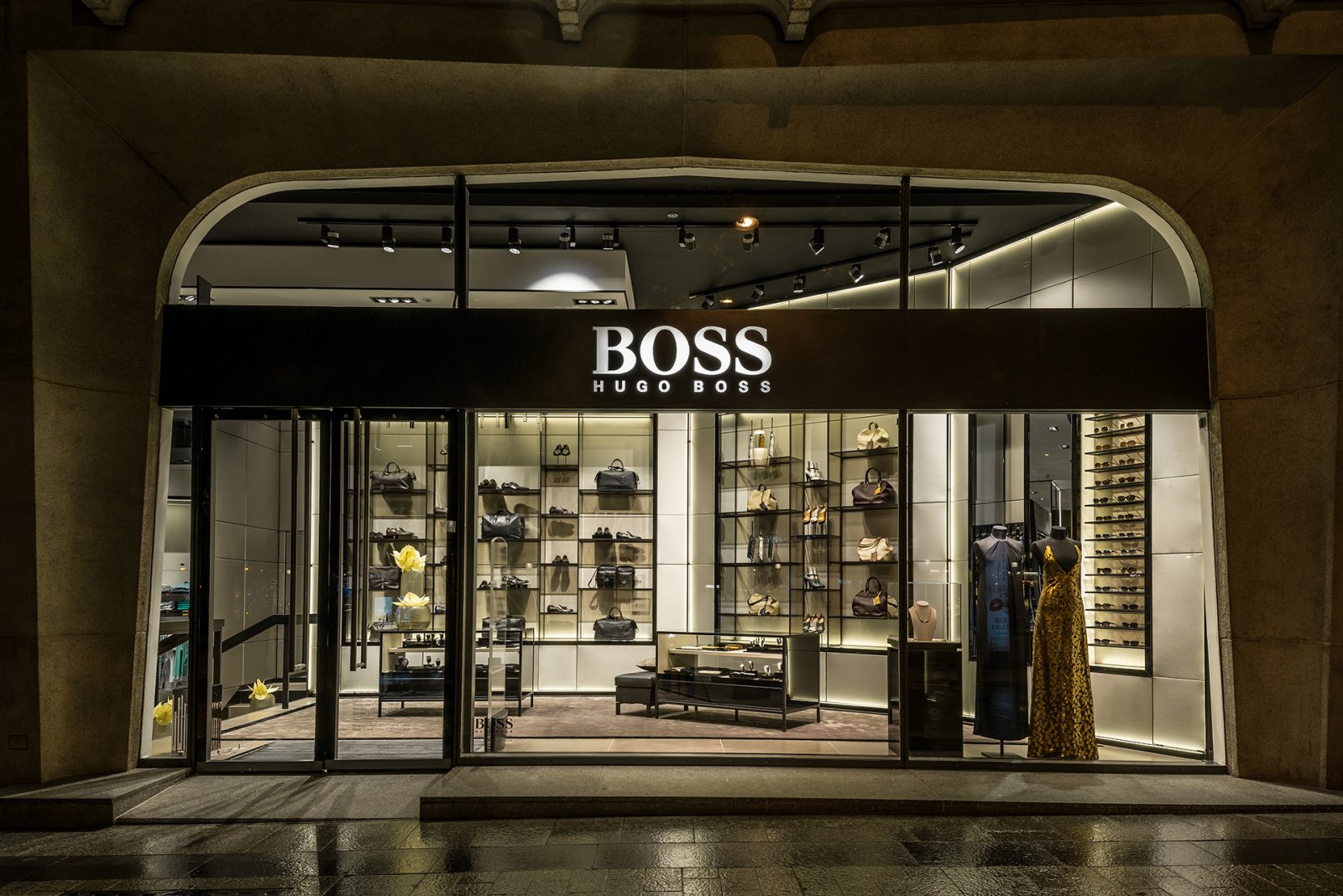 Paris France September 2019 Hugo Boss Luxury Store Champs Elysees – Stock  Editorial Photo © daboost #349591944