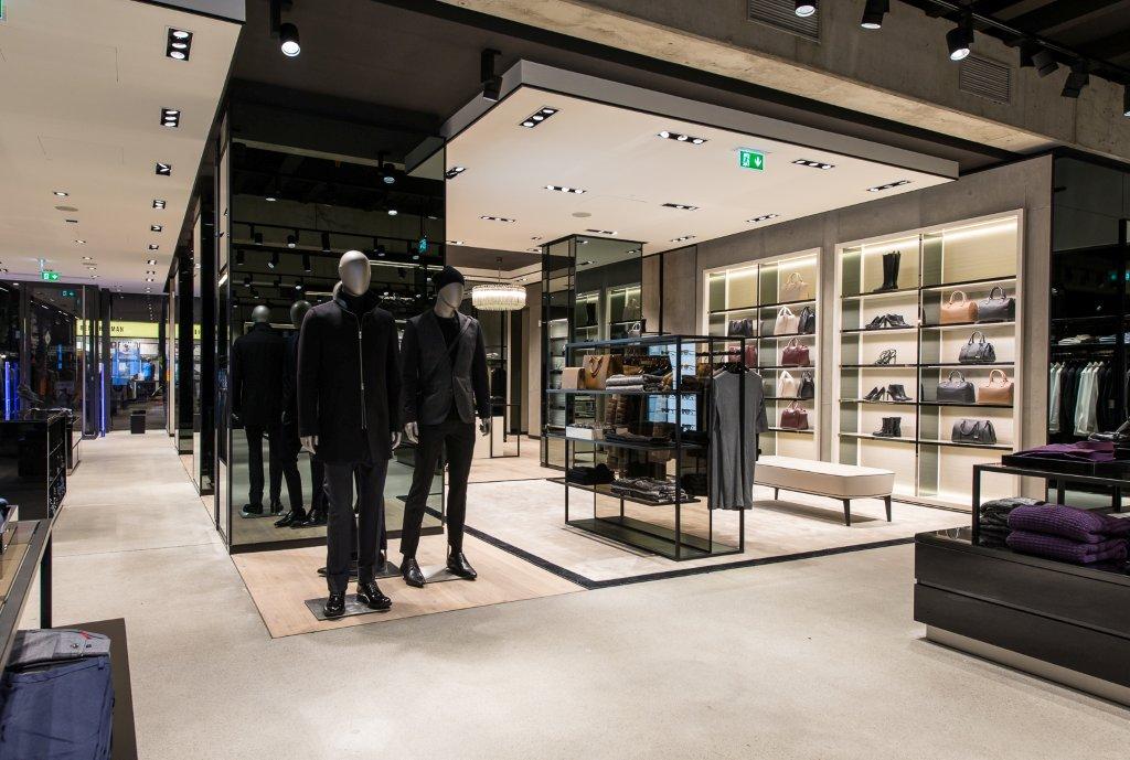 BOSS Store Rosenthaler Straße - Hollin Radoske Architects